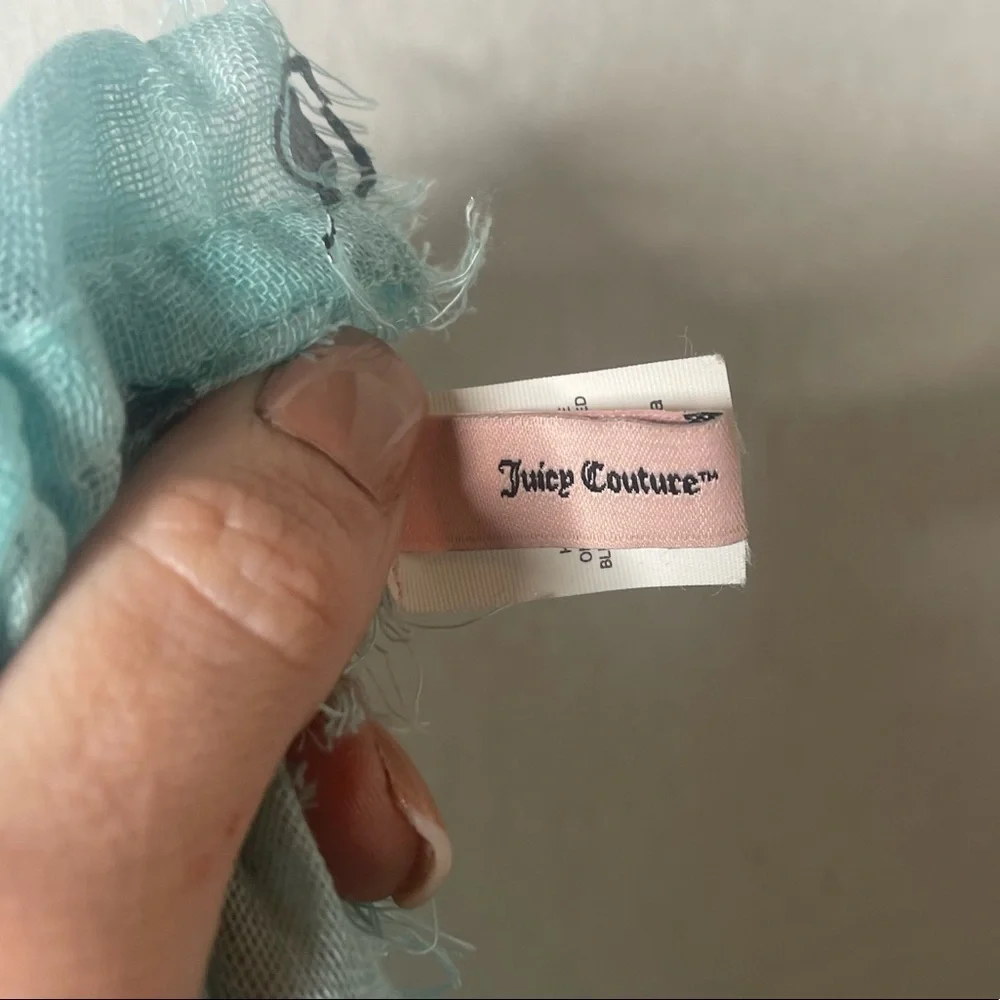 JUICY COUTURE Blue & Silver Graphic Infinity Scarf